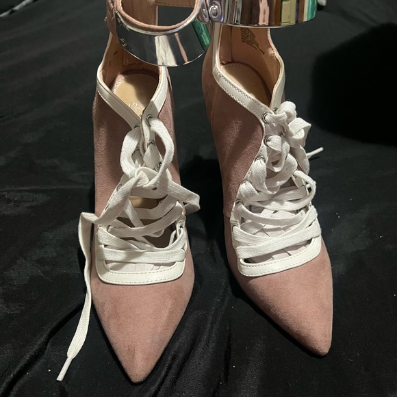 Lace up ankle strap booties - Picture 3 of 3